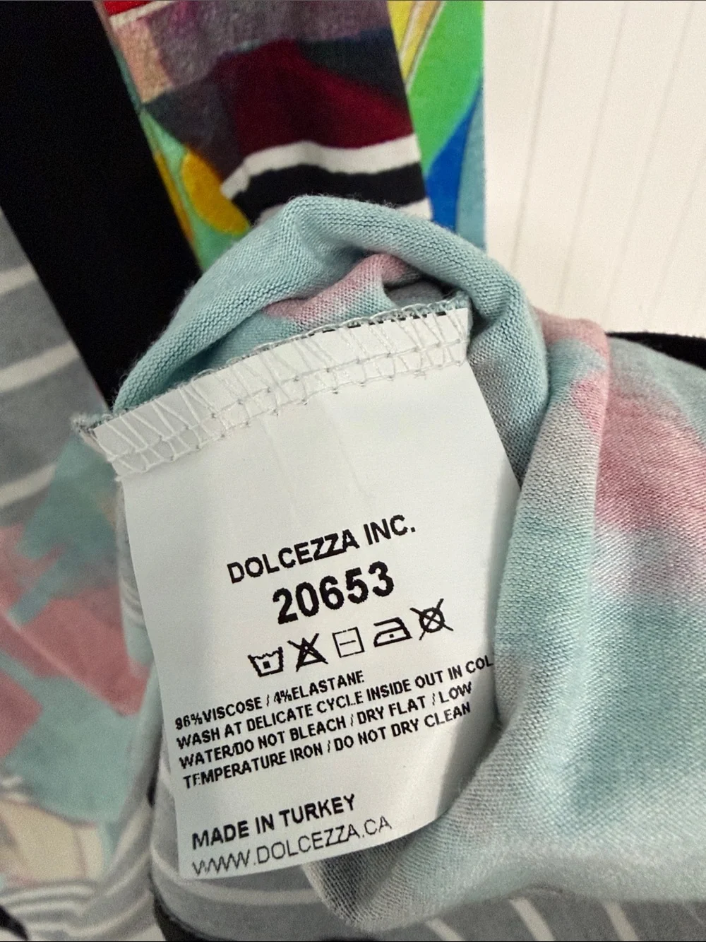 Simply Art by Dolcezza M ‘Relaxing Red’ Open Front Cover Up Cardigan
